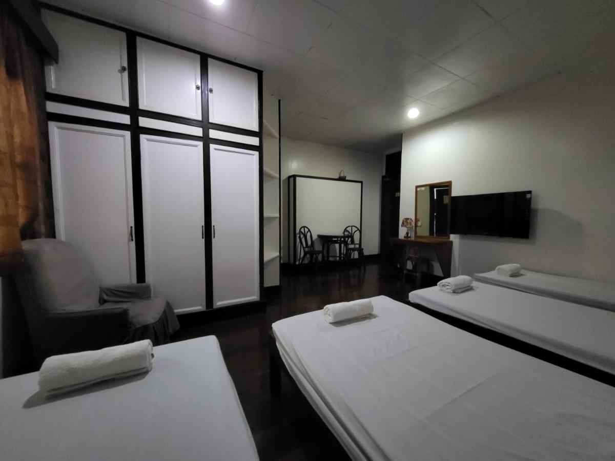 Ayahay Sa Matutina Puerto Princesa Exterior foto